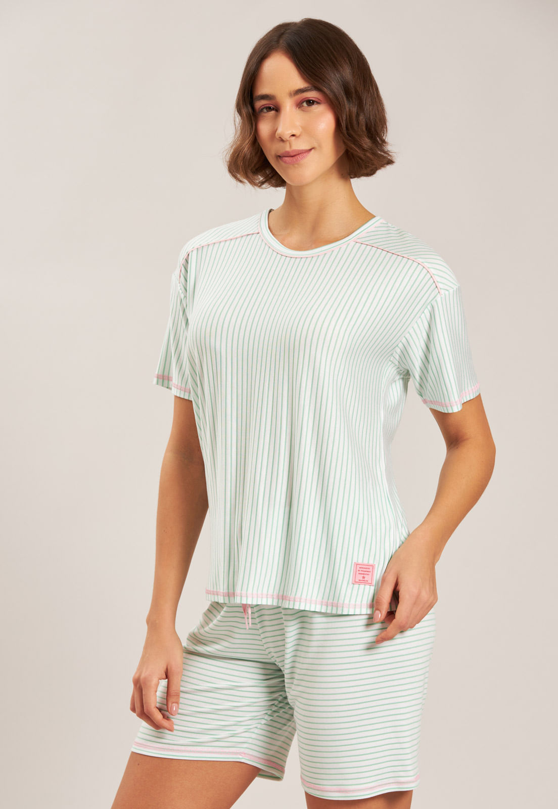 pijama-curto-com-meia-coxa-de-viscose-listrada-baunilha-b0155-21261_3