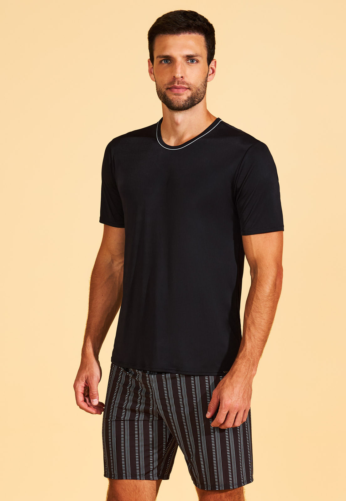 18600-pijama-de-microfibra-preto-c--est.-linhas-i26-m-PRETO-C--EST.-LINHAS-I26_1