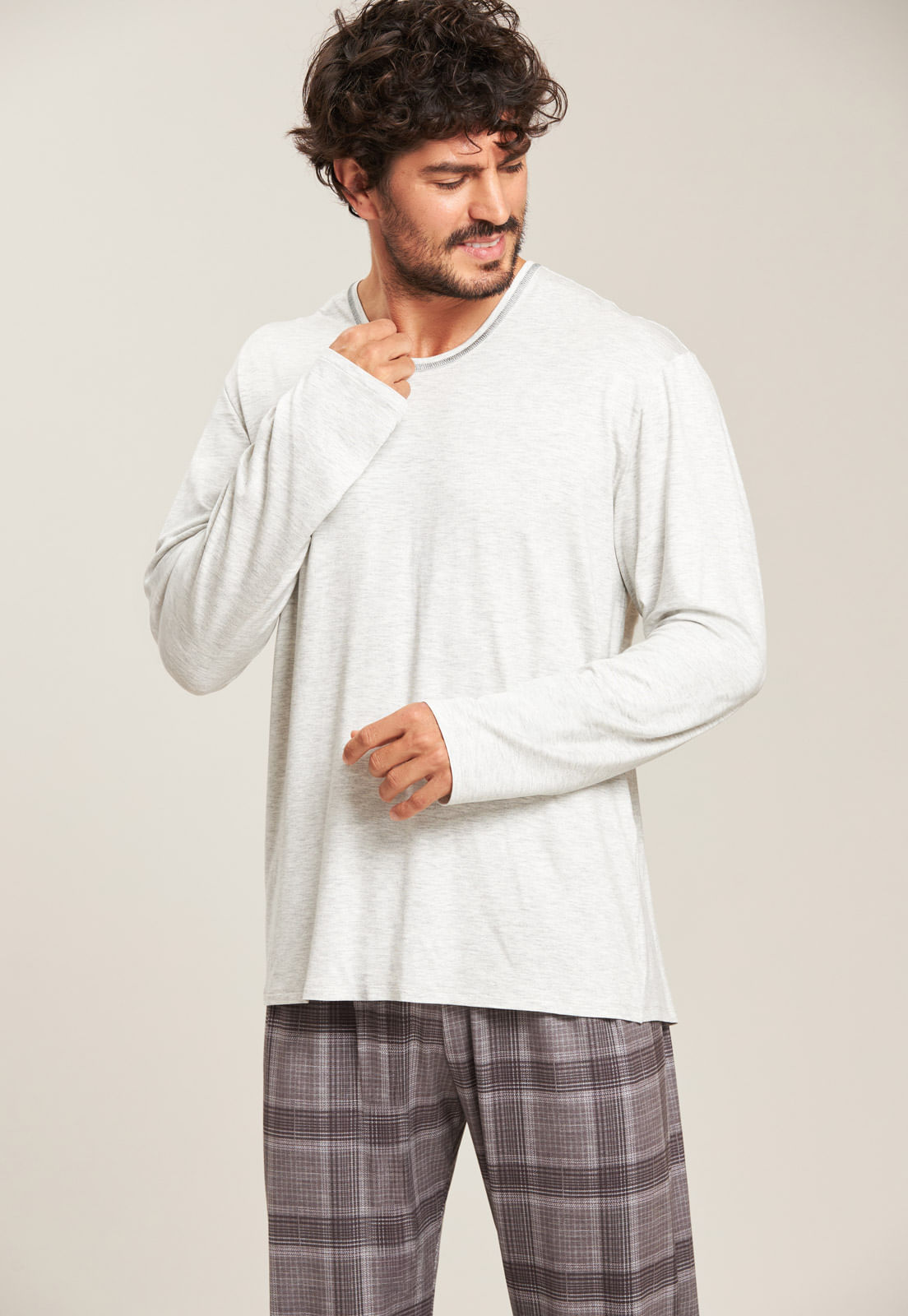 b0100-pijama-plus-s-mescla-claro-c-est.-xadrez-grey-bi25-eg1-MESCLA-CLARO-C-EST.-XADREZ-GREY-BI25_2