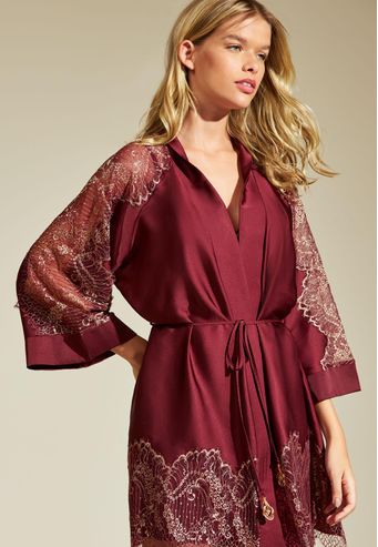 Robe Recco de Charmeuse Prime com Rendão Âmbar
