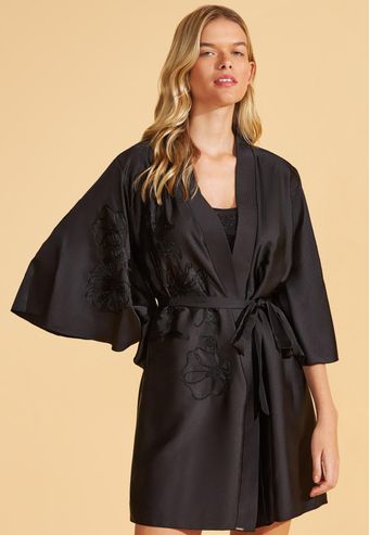Robe de Charmeuse Prime Com Bordado Recco