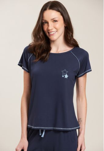 Pijama Baunilha de Manga Curta e Capri de Viscose Stretch