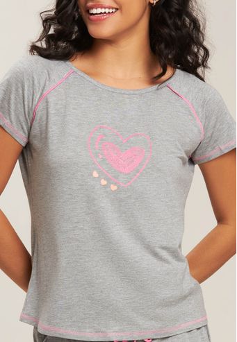 Pijama Baunilha de Manga Curta e Capri de Viscose Stretch