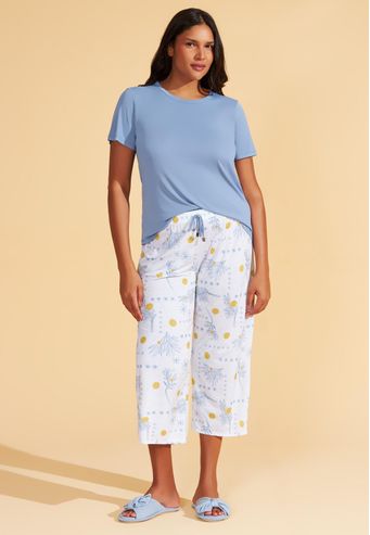 Pijama Com Calça Capri de Microfibra e Supermicro Recco