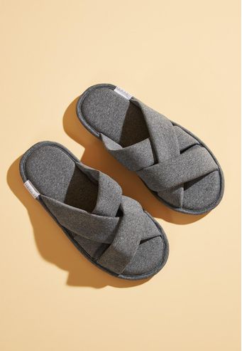 Pantufa Aberta de Microfibra Recco